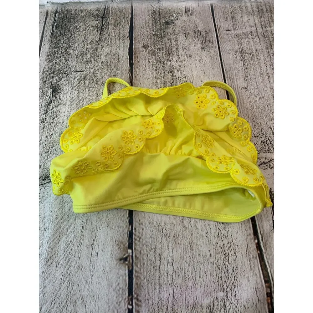 CRAZY 8's Girl’s Yellow Scalloped Bikini Top / Size: 2T